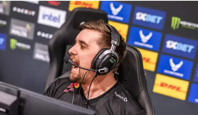 G2 beat Virtus.pro to reach the final of Group D at EPL S18