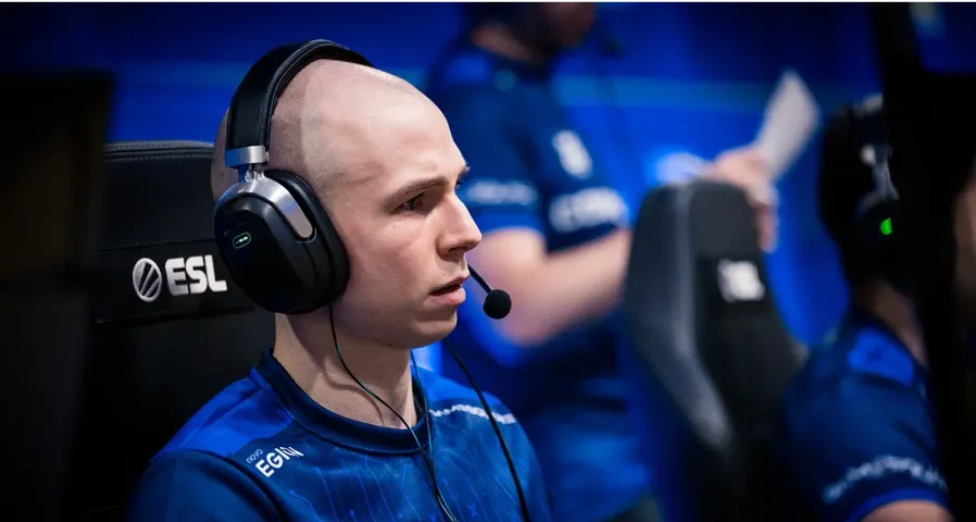 EliGE: “KRiMZ входит в пятерку лучших райфлеров за всю историю CS:GO”