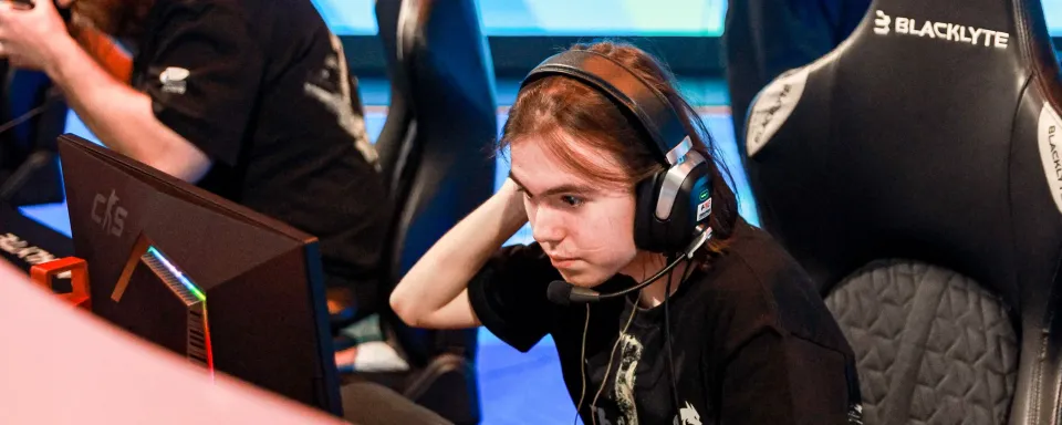 Spirit defeats NAVI and advances to the BLAST Bounty Spring Grand Final