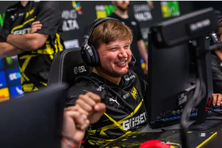 s1mple про CS2: "Не грайте в цю лайнову гру, чекайте оновлень"