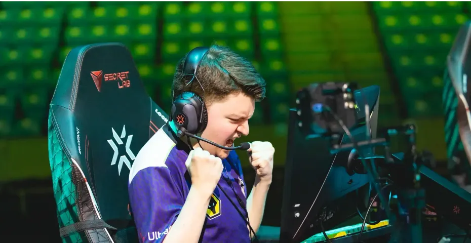 Os atuais campeões mundiais Evil Geniuses se despedem de mais um jogador