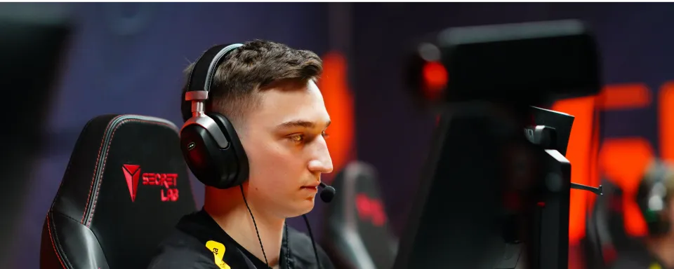 Prognoza i analiza meczu pomiędzy MOUZ a Virtus.Pro na PGL Cluj-Napoca 2025: Faza grupowa