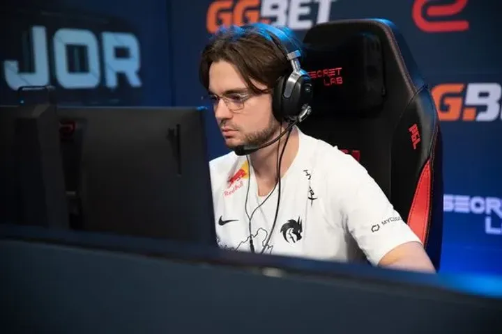 Sdy о Natus Vincere: Это совсем другой уровень игры