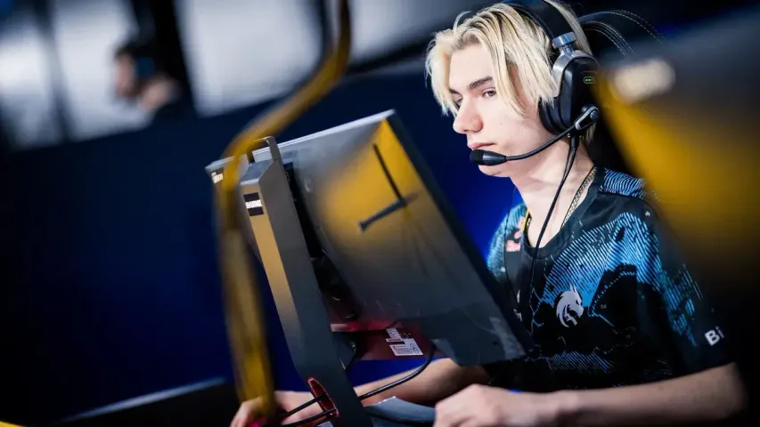 Match prediction for Ninjas in Pajamas vs Natus Vincere at BLAST Premier: Fall Final 2023