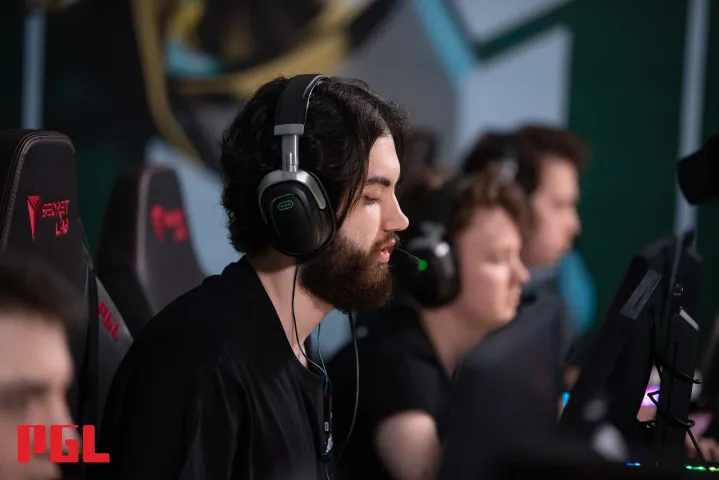 Outsiders против Imperial - кто выйдет победителем в первом туре IEM Cologne Play-In