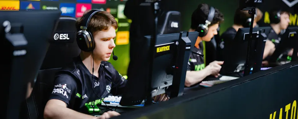 HEROIC e B8 abrem o torneio com vitórias brilhantes - Resultados do primeiro dia de jogos no MESA Nomadic Masters: Spring 2025 