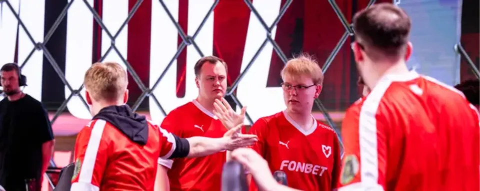 MOUZ, FaZe'i Yenerek BLAST Rivals Spring 2025 Yarı Finaline Yükseldi
