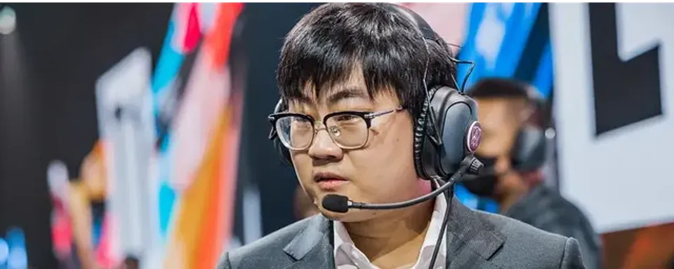 Pergantian Pelatih di Tengah Pertandingan Membantu BLG Kalahkan Weibo