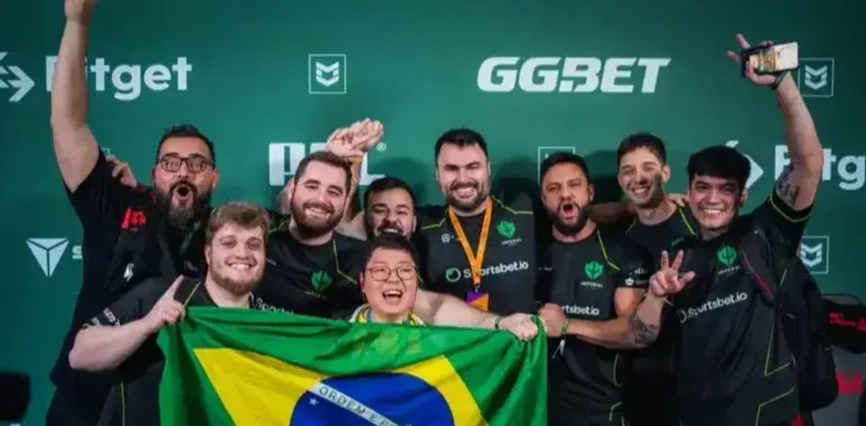 Mídia: fer, fnx, TACO e boltz se reúnem no O PLANO