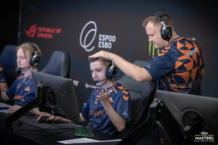 Apeks defeat FURIA and reach the playoffs of Elisa Masters Espoo 2023