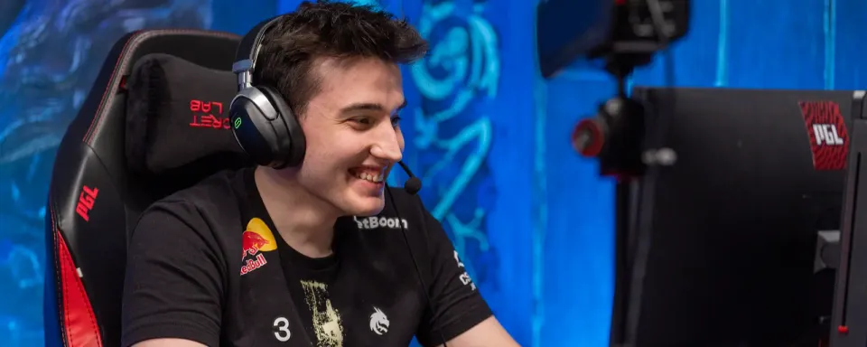 Previsão e análise da partida Team Spirit contra Gaimin Gladiators - BLAST Slam III