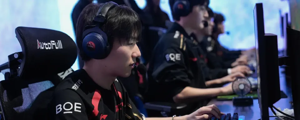 JD GamingがWeibo Gamingを破り、Top EsportsがTeam WEを下す - LPLスプリット2025