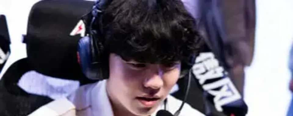 Прогноз и анализ матча Invictus Gaming против Ninjas in Pyjamas - LPL Split 2 2025