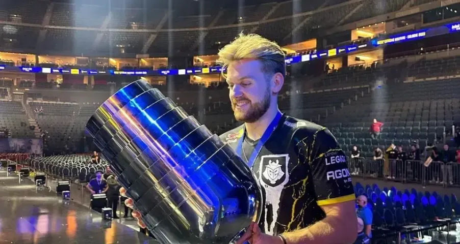 NiKo became the best pistol player of 2023 in Counter-Strike