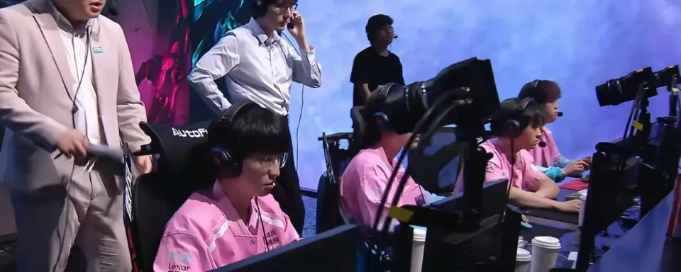 Bilibili Gaming nåede finalen i øvre bracket i LPL Split 2 2025