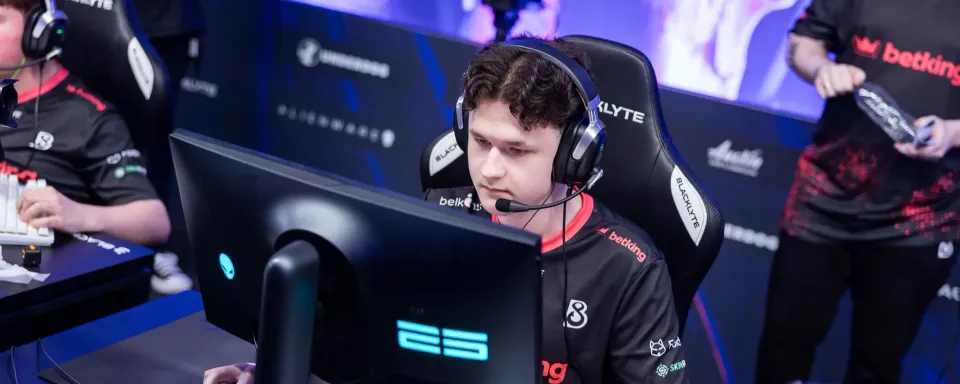 Wildcard, FlyQuest und B8 kurz vor dem Einzug in die zweite Phase des Austin Major