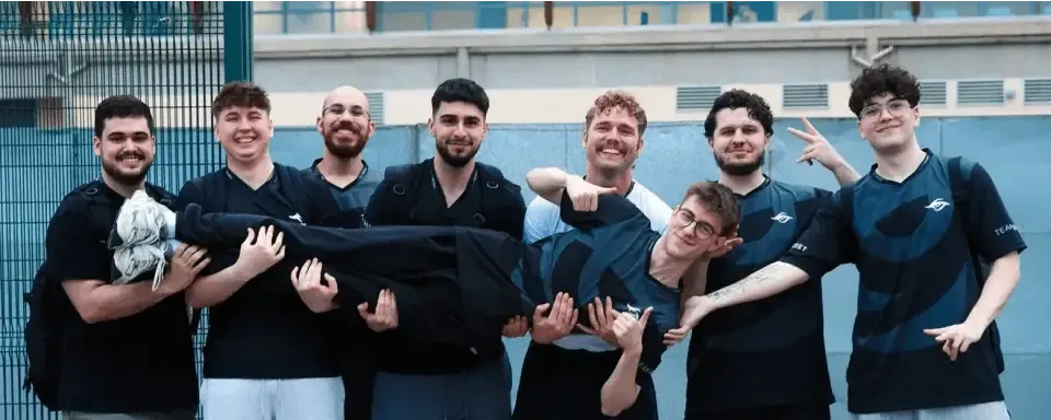 Prédiction et analyse du match Team BDS vs. Team Secret — EML 2025 – Stage 1 Phase de groupes