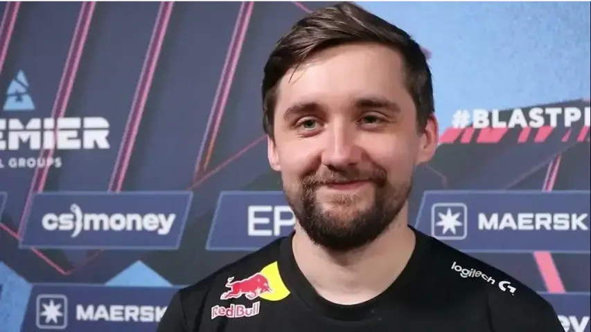 Apex: "Hooxi is the only captain who managed to do more than all the other players"
