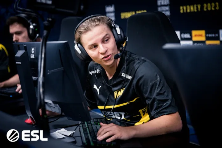 "Надеюсь, это мем" - Aleksib про возможный уход b1t из NAVI