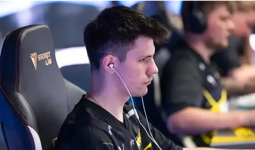 Das Gerücht über b1ts möglichen Abgang von NAVI ist eine viel größere Katastrophe als der Verlust von s1mple