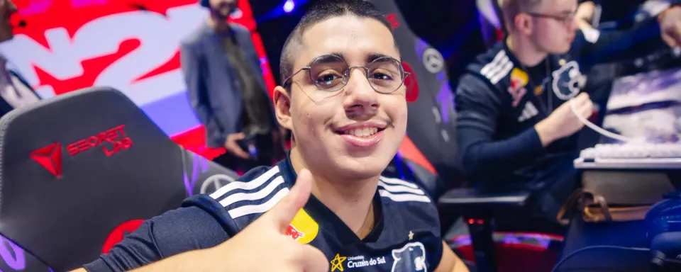 G2 Esports vs FURIA Match Prediction and Analysis - Esports World Cup 2025