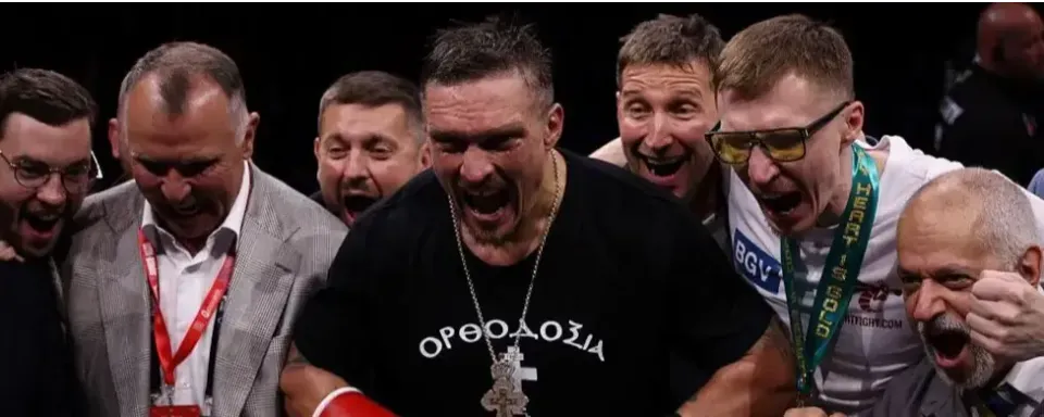 Oleksandr Usyk blev verdensmester i sværvægtsboksning