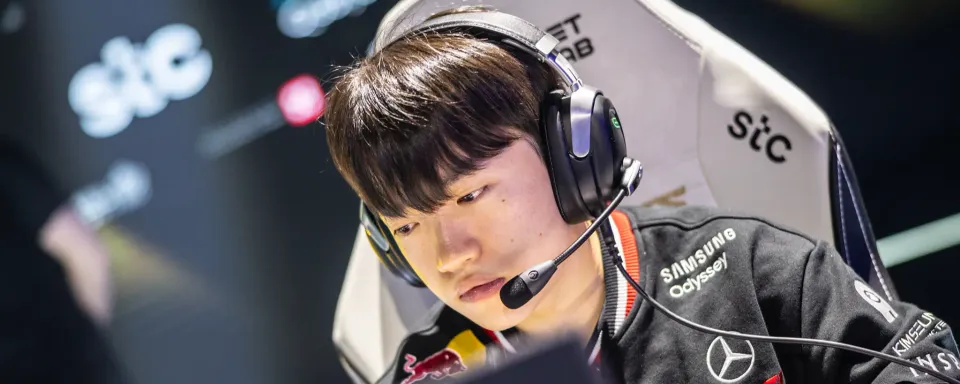 T1 mengalahkan G2 dalam pertandingan perebutan tempat ketiga di Esports World Cup 2025