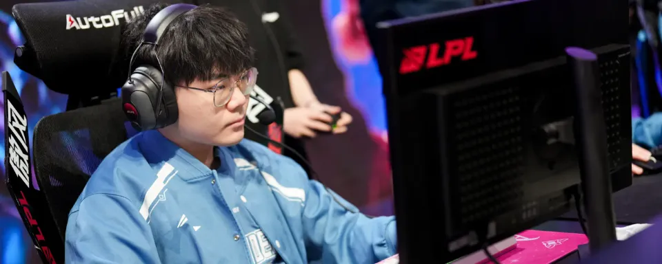 Prediksi dan Analisis Pertandingan ThunderTalk Gaming vs LNG Esports - LPL Split 3 2025