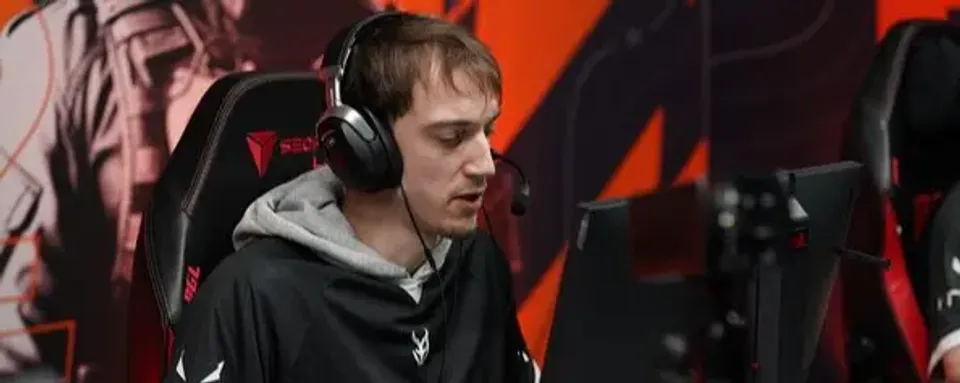 3DMAX dengan percaya diri mengalahkan MIBR di IEM Cologne 2025