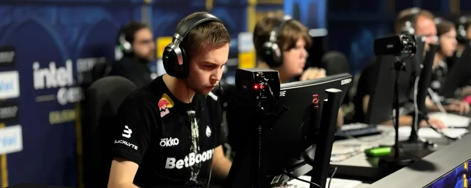 Prédiction et Analyse du Match Aurora vs Spirit - Intel Extreme Masters Cologne 2025 Groupe B