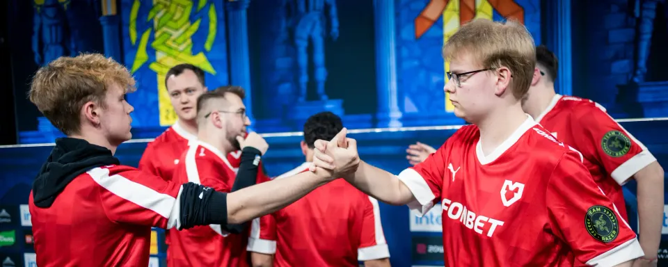 MOUZ対Spiritの試合予測と分析 - インテル・エクストリーム・マスターズ ケルン2025 グループB
