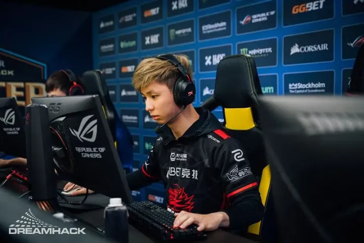 T1 newcomer, xccurate, to meet brother at Valorant tournament