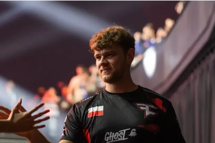 NEO vom FaZe Clan analysiert die CS2-Updates bei der IEM Katowice 2024