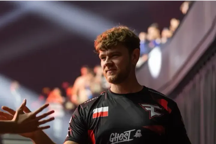 NEO de FaZe Clan analyse les mises à jour de CS2 à l'IEM Katowice 2024