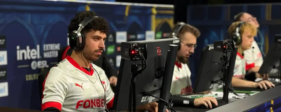 MOUZ対FURIA 試合予測と分析 - Intel Extreme Masters Cologne 2025 プレイオフ