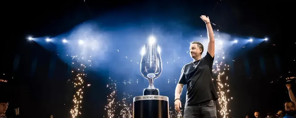 Skandale bei IEM Cologne 2025 — rassistische Rufe und verbotene Musik