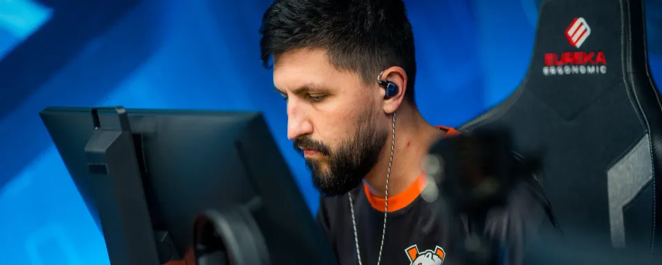JOYSTiCK acusó a los fanáticos de FURIA de crear condiciones injustas en la Esports World Cup 2025