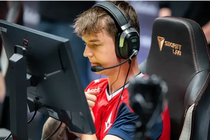 dev1ce duvidou de sua paixão pelo Counter-Strike: “Sem prazer, muito decepcionado”