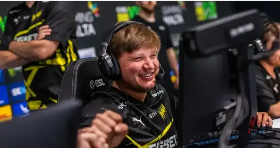 s1mple: "Месячная зарплата в Falcons $1,000,000"