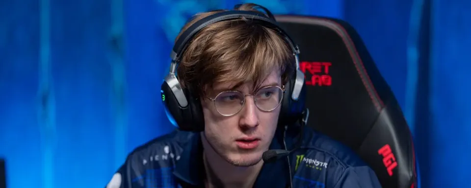 SabeRLight Berbagi Pemikiran tentang Absennya Battle Pass di Dota 2
