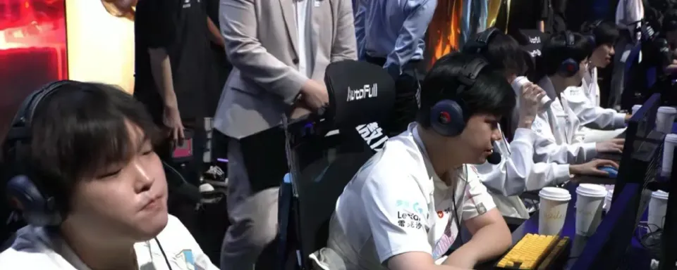 Bilibili Gaming Kalahkan JD Gaming di LPL Split 3 2025