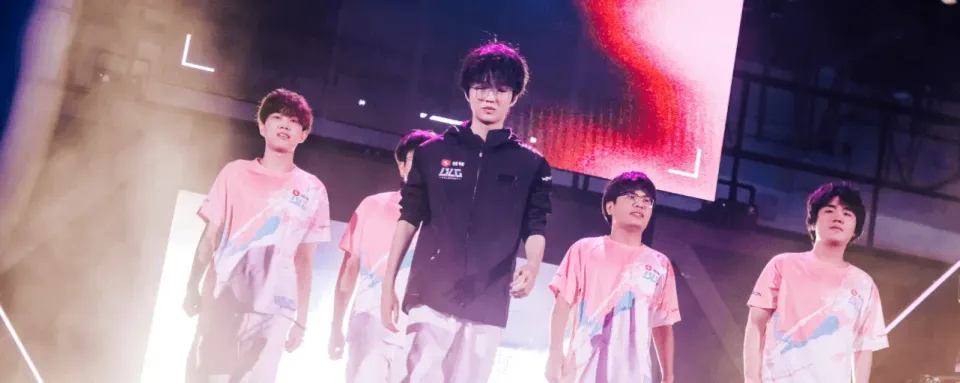 Bilibili Gaming besejrede EDward Gaming og avancerede til den store finale i VCT 2025: China Stage 2