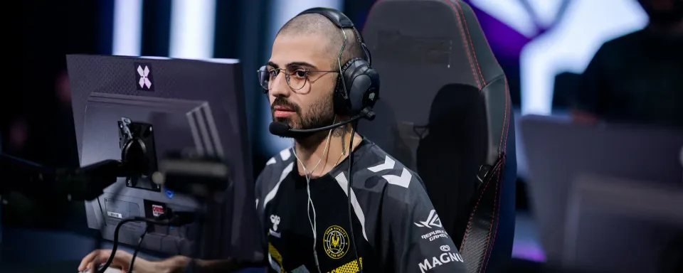 Sayf ersetzt kovaQ im Spiel von Team Vitality gegen NAVI