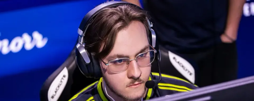 M80 gegen Virtus.pro Spielprognose und Analyse - BLAST Open Fall 2025: Geschlossene Qualifikation