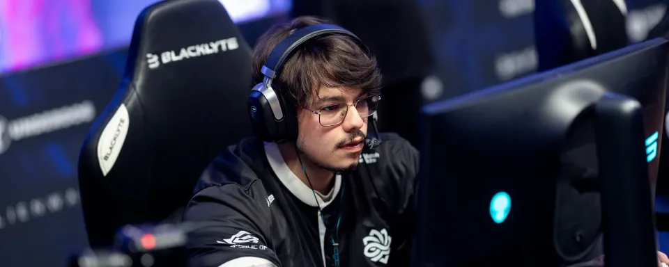 Ramalan dan Analisis Perlawanan FlyQuest vs Legacy - BLAST Open Fall 2025: Kumpulan Kelayakan Tertutup B