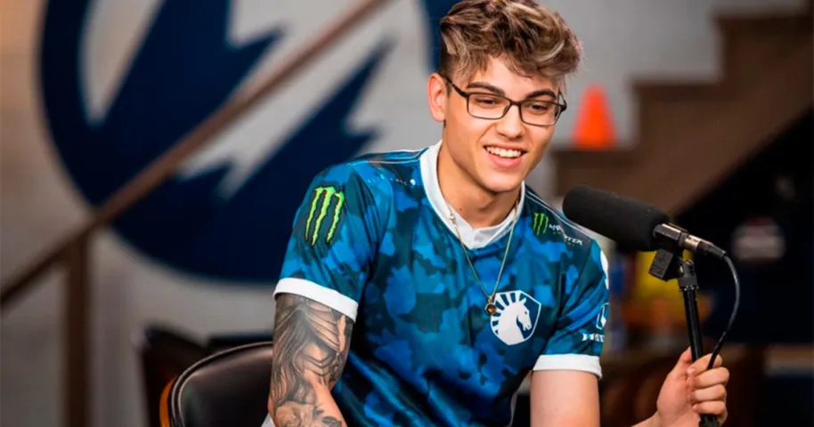 Twistzz критикує PGL за використання старого патчу CS2 на майбутньому турнірі RMR