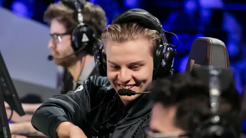 Aleksib wydał utwór z fińską grupą