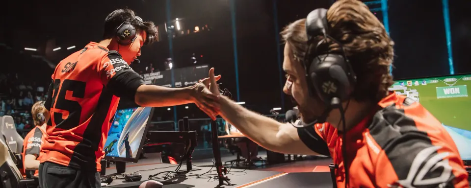 NRG y DRX triunfan en los partidos inaugurales del grupo C — VALORANT Champions 2025