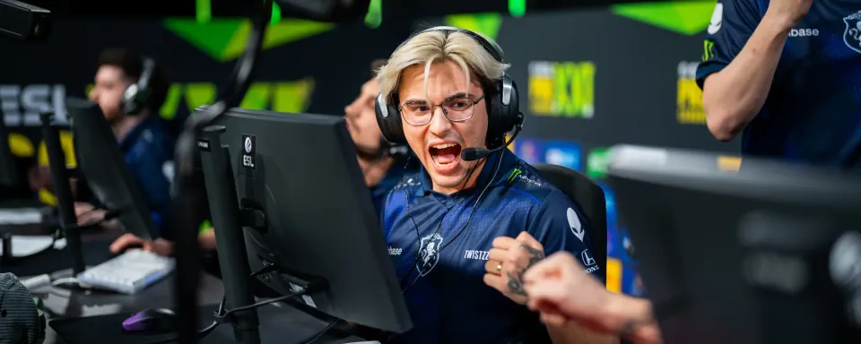 Liquid forlader FISSURE Playground 2 efter nederlag til The Mongolz