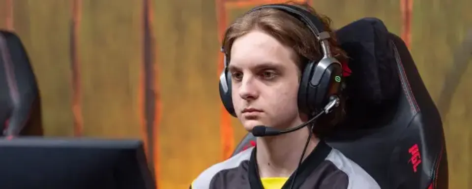Niku, Natus Vincere'den, Dota 2'de 16.000 MMR sahiplerinden biri oldu